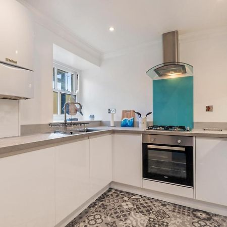 3 South Beach Court - Cosy Seafront Apartment Tenby Exterior foto